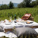 Üdülőközpont La Colombiera Wine&relais *